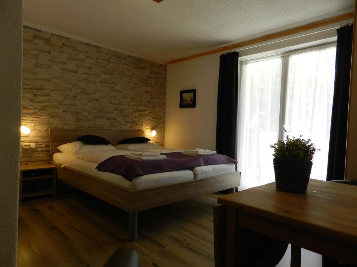 Pension Und Appartements Hartkaiser Ellmau Exteriör bild